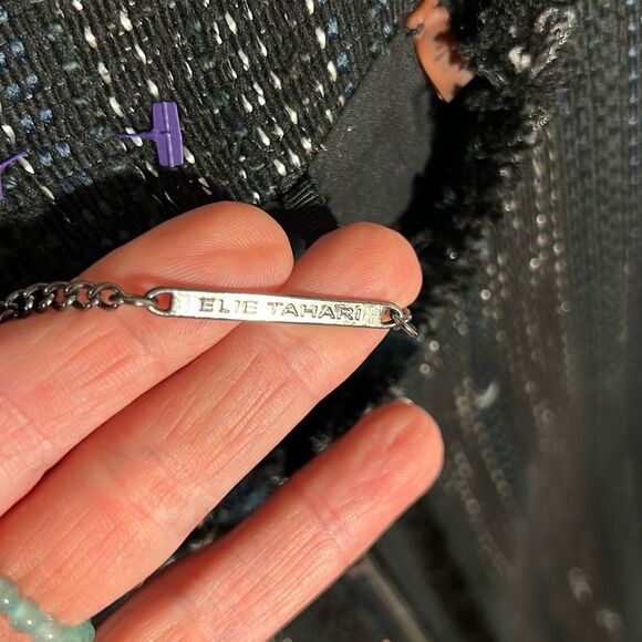 Ellie Tahari METALLIC TWEED BLAZER size S. P2P 18.5โ - Picture 3 of 10